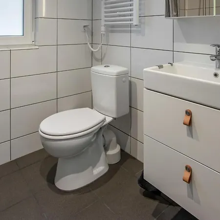 Loma-asunnot Anna B By Interhome *